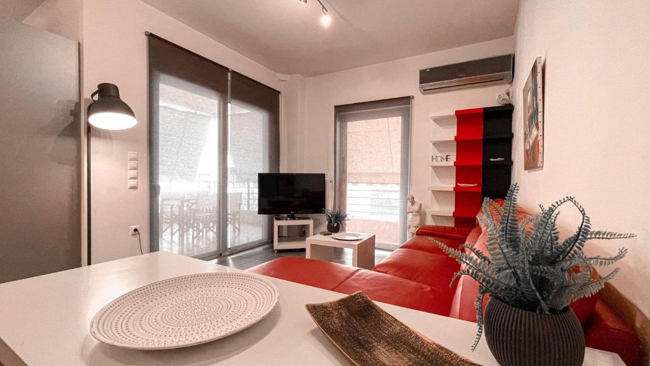 Comfy 2 Bedroom Apartment With Balcony In Athena Bagian luar foto